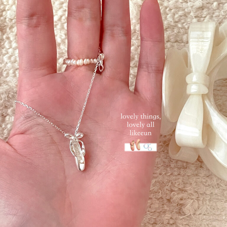 S925 Silver Bow Minimalist Collarbone Chain Necklace for Women product image 1