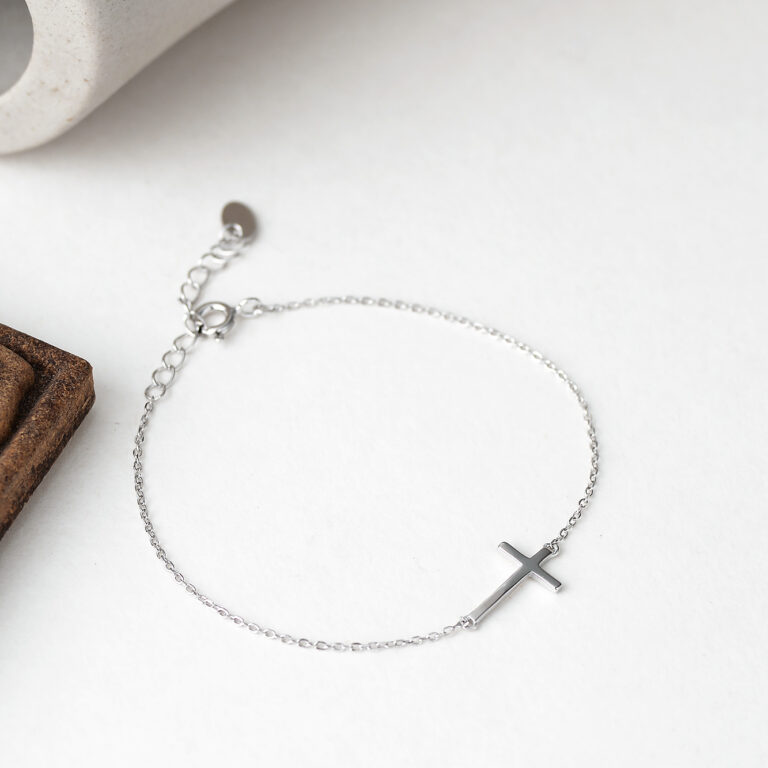 S925 Silver Cross Minimalist Light Luxury European American Bracelet for Women main image 1