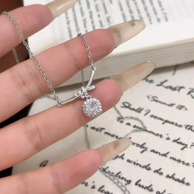 S925 Silver CZ Light Luxury Collarbone Chain Necklace for Women main image 4