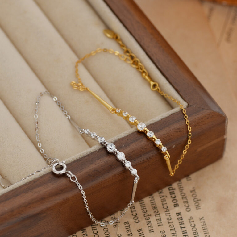S925 Silver CZ Minimalist Light Luxury Bracelet for Women main image 1
