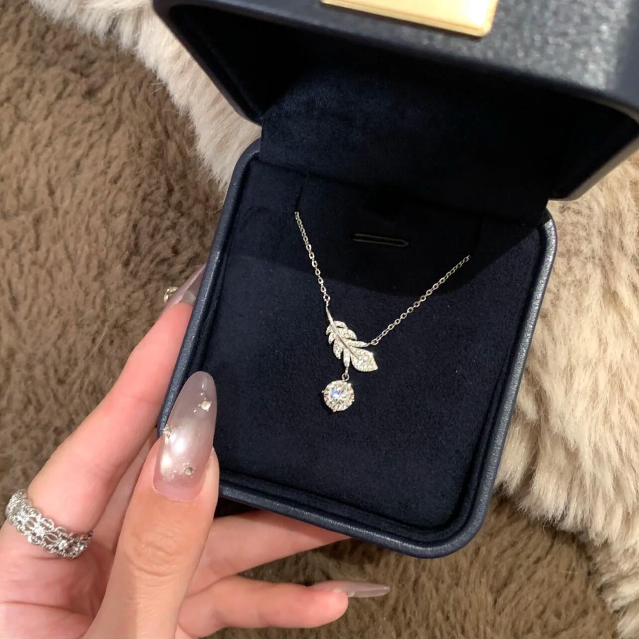 S925 Silver CZ Minimalist Light Luxury Collarbone Chain Necklace for Women main image 3