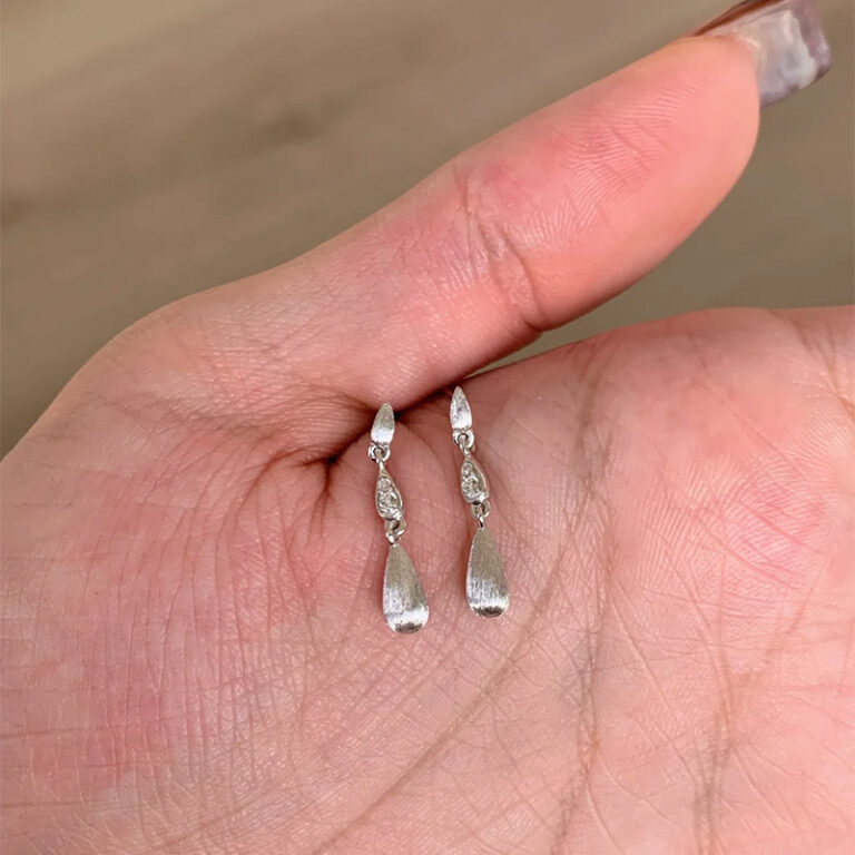 S925 Silver CZ Vintage Light Luxury Brushed Stud Earrings for Women main image 1