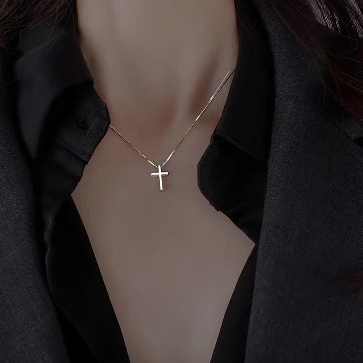 S925 Silver Cross Minimalist Collarbone Chain Box Chain Necklace for Women product image 3