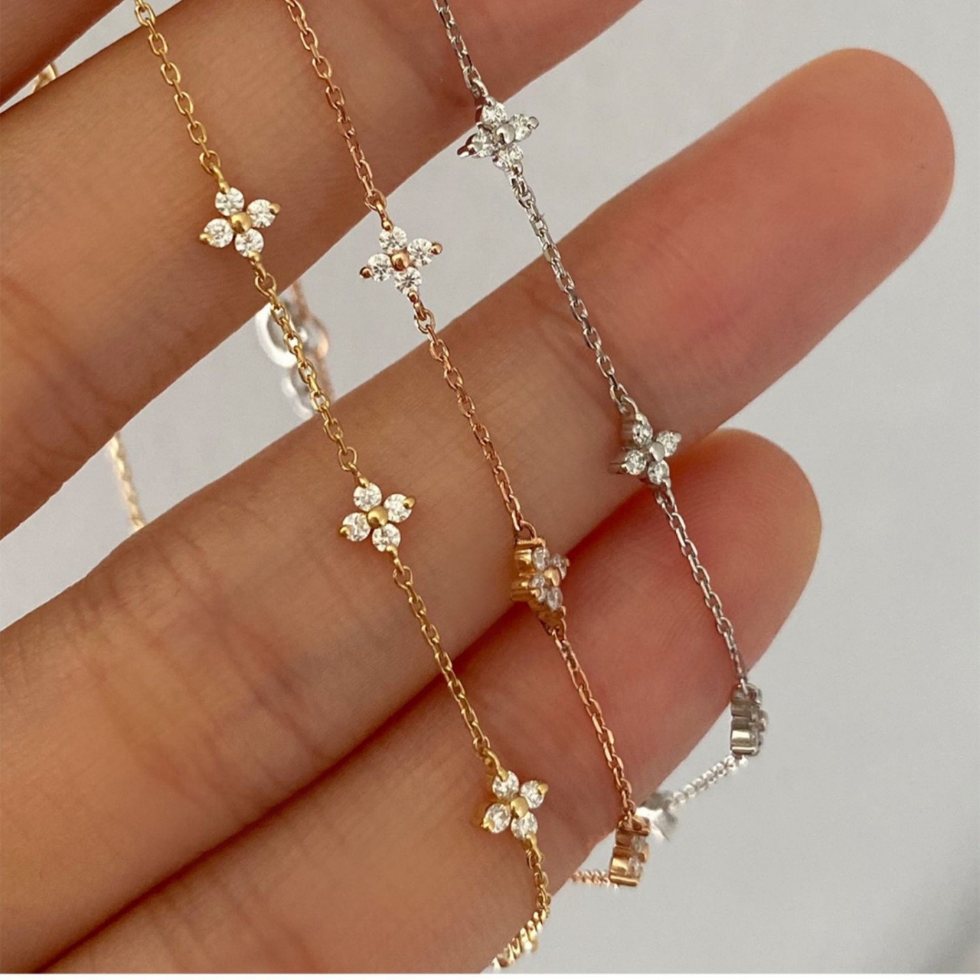 S925 Silver Four Leaf Clover CZ Minimalist Light Luxury Bracelet main image 2