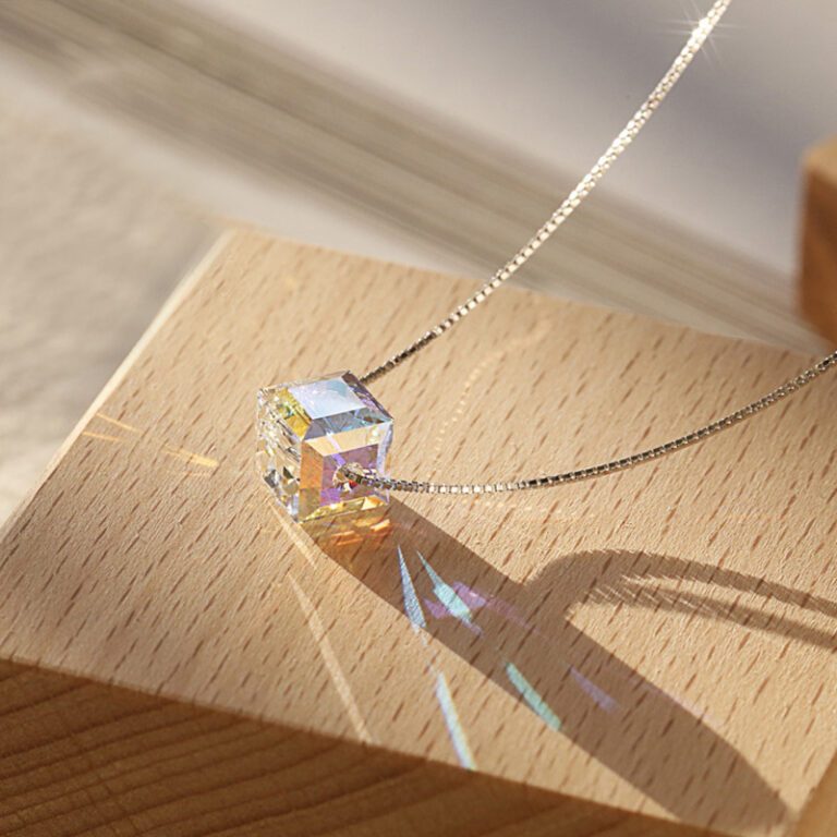 S925 Silver Light Luxury Collarbone Chain Minimalist Necklace for Women main image 1
