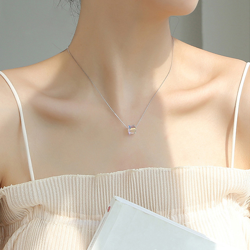 S925 Silver Light Luxury Collarbone Chain Minimalist Necklace for Women main image 2