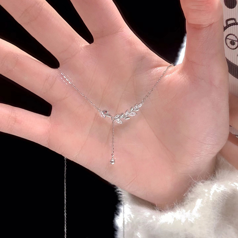 S925 Silver Light Luxury Collarbone Chain Minimalist Necklace for Women main image 2