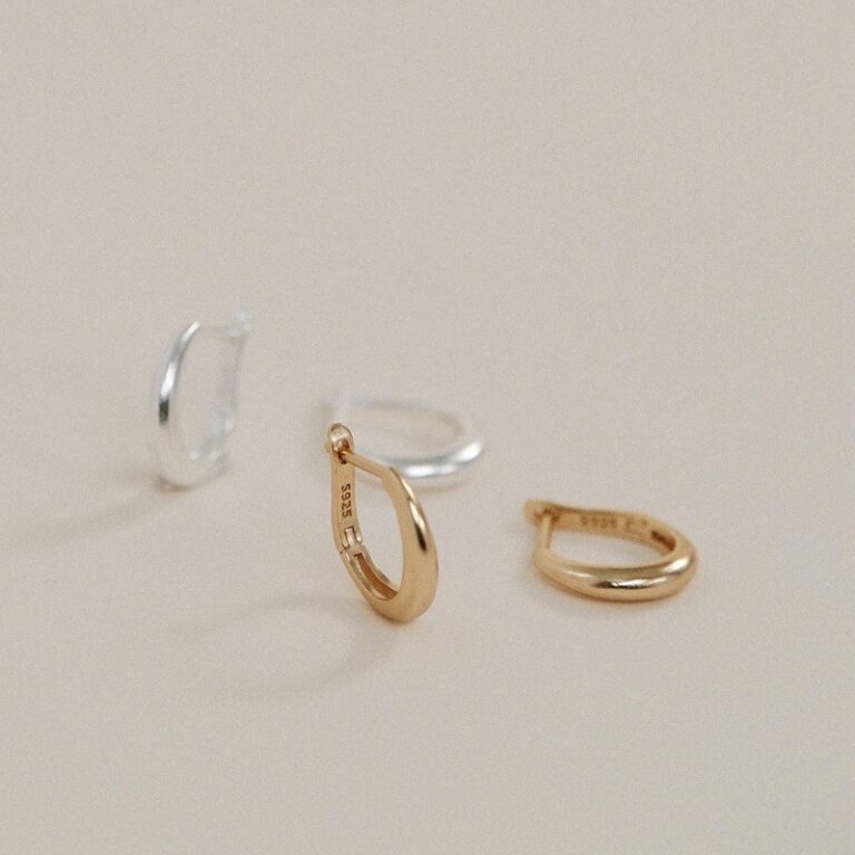 S925 Silver Minimalist Light Luxury European American Hoop Earrings for Women main image 1
