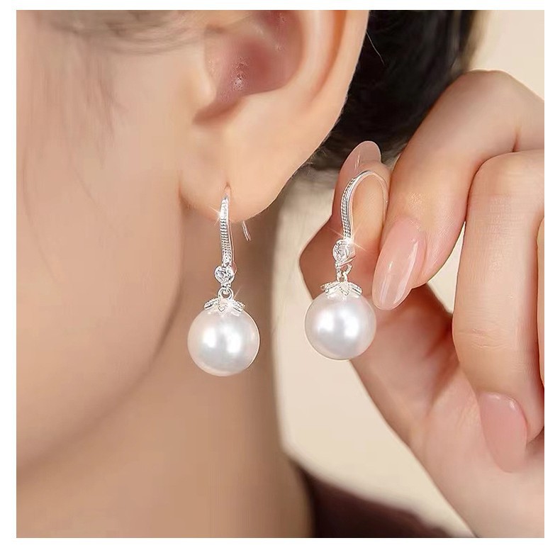 S925 Silver Pearl Minimalist Light Luxury French Vintage Stud Earrings for Women main image 3