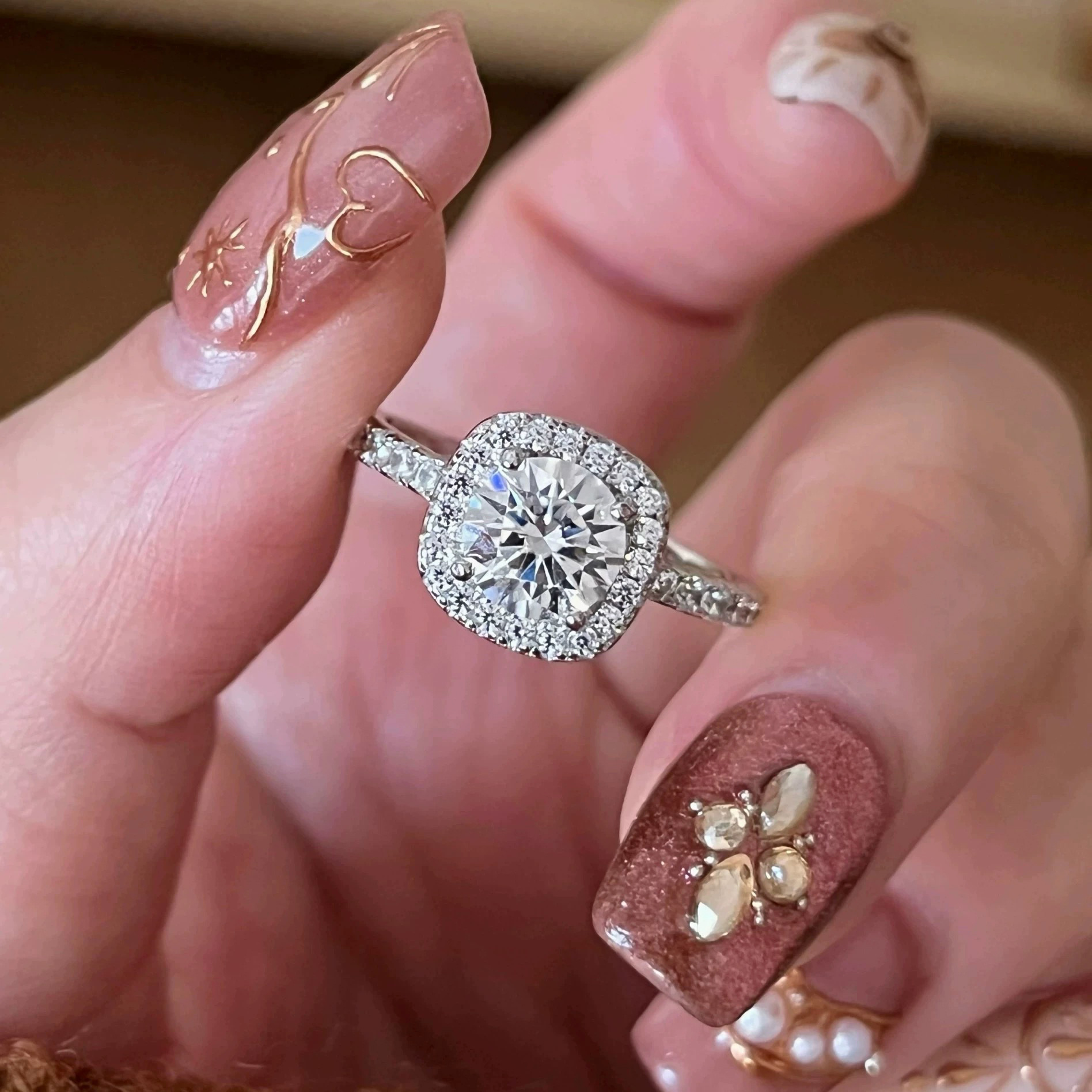 S925 Silver Moissanite Sparkle CZ Light Luxury Ring for Women product image 1
