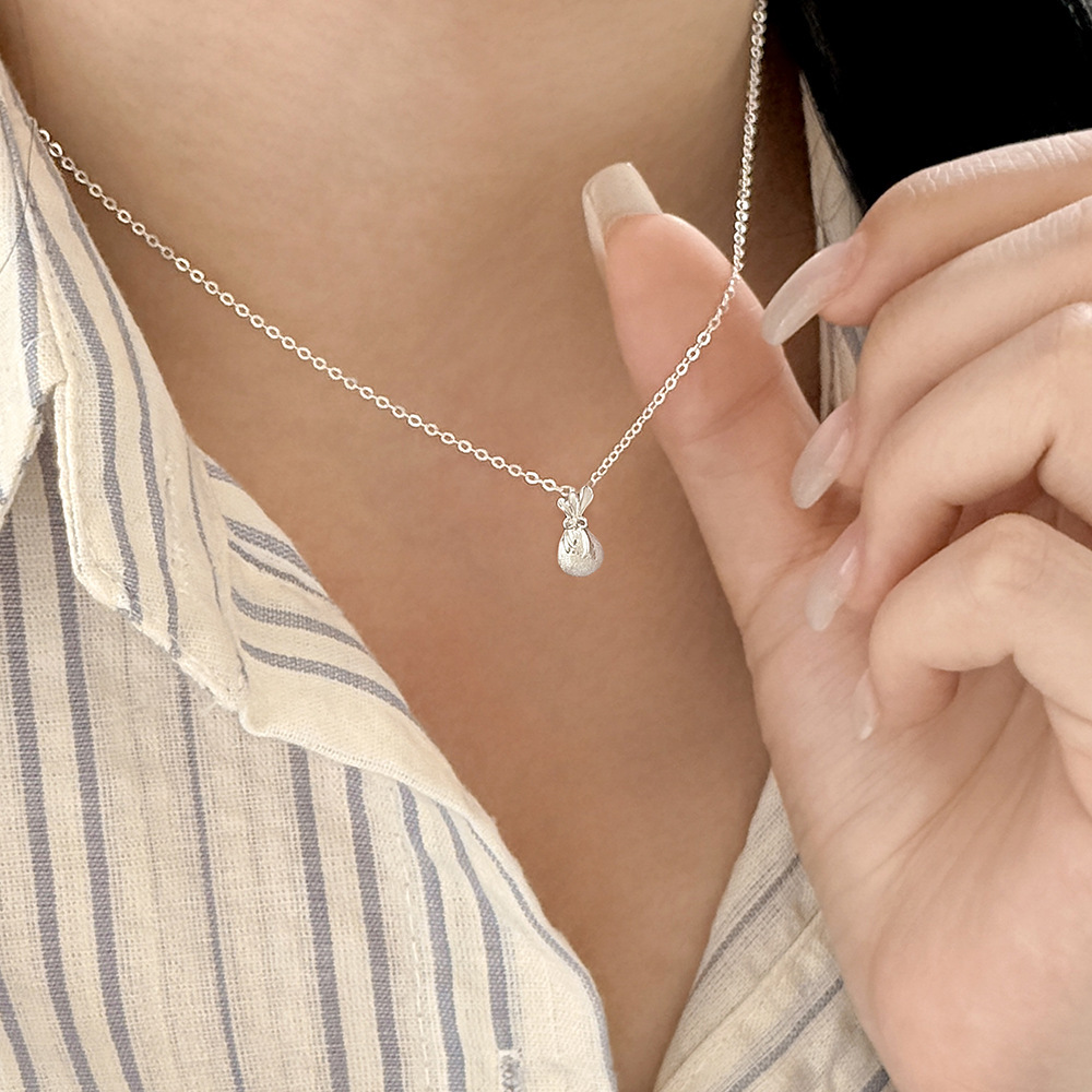 S999 Silver Bow Brushed Collarbone Chain Necklace for Women main image 2