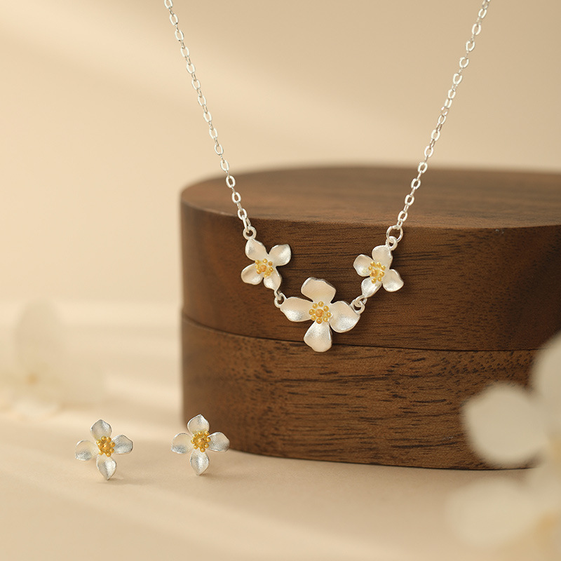 S999 Silver Gardenia Flower Necklace and Stud Earrings Set for Women main product image 1