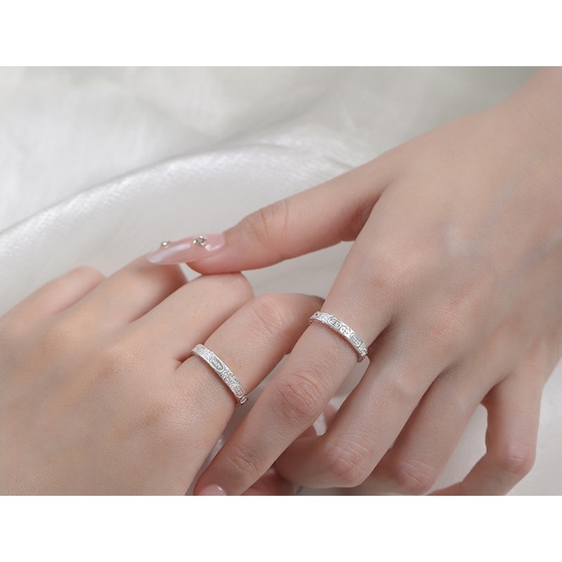 S999 Silver Geometric Couple Ring Set for Women and Men clean product image 3