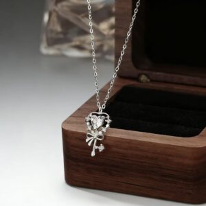 S999 Silver Heart Minimalist Collarbone Chain Cross Chain Necklace for Women main image 1