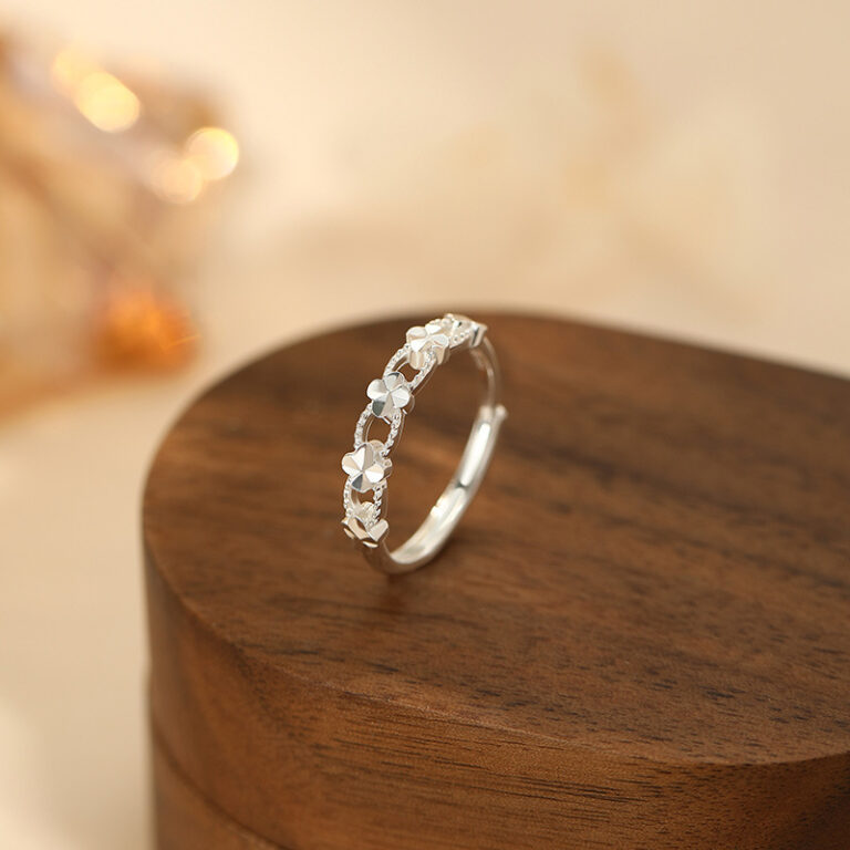 S999 Silver Lucky Clover Openwork Ring for Women main product image 1