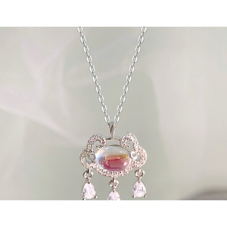 S999 Silver Peace Lock Pendant Necklace for Women clean product image 1