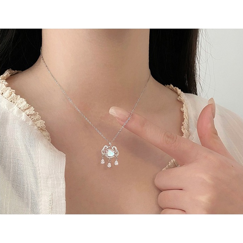 S999 Silver Peace Lock Pendant Necklace for Women clean product image 4