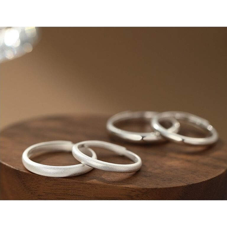 S999 Silver Plain Band Couple Ring Set for Women and Men clean product image 1