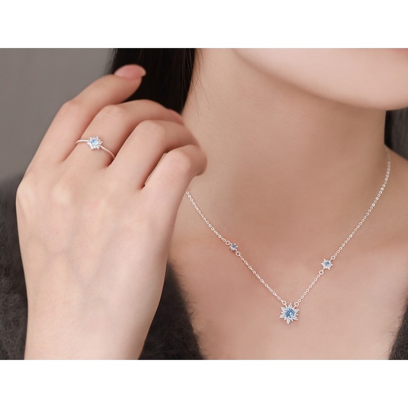 S999 Silver Snowflake CZ Bracelet clean product image 3