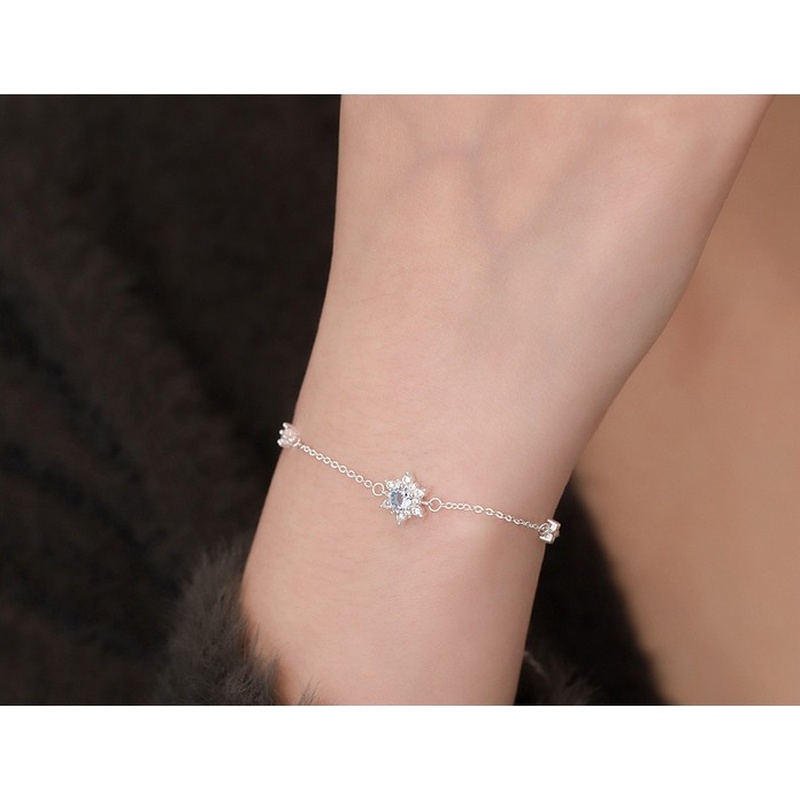 S999 Silver Snowflake CZ Bracelet clean product image 4
